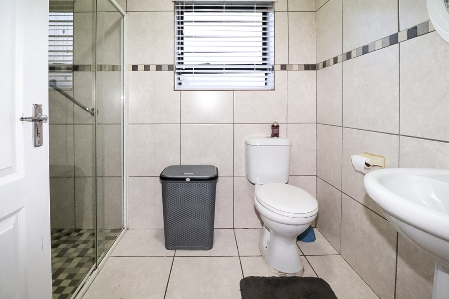 1 Bedroom Property for Sale in Wilkoppies North West